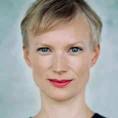 Lise Risom Olsen