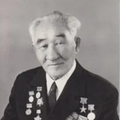 Серке Кожамкулов