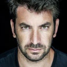 Arturo Valls