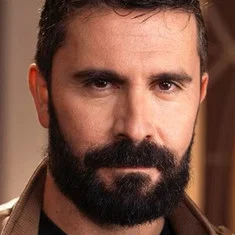 Luis Carazo