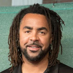 Patrick Owomoyela