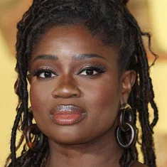 Clara Amfo