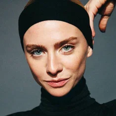 Мэдди Филлипс