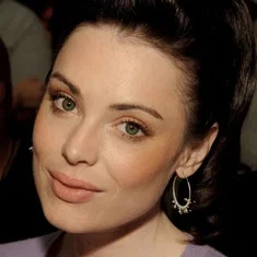 Yoanna House