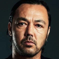 Энгин Бенли