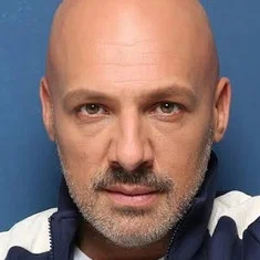 Nikos Moutsinas
