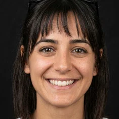 Cemre Özer