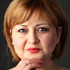 Harika Özovalı