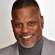 Roderic Lee