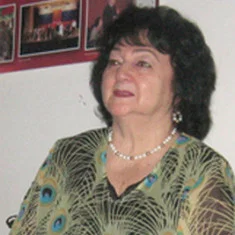 Светлана Муратходжаева