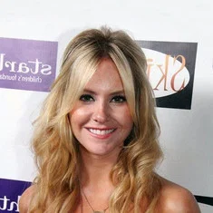 Laura Evans