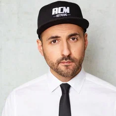 Alex Magaña