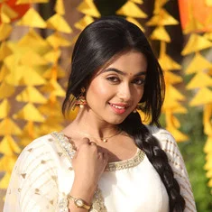 Neeharika Roy