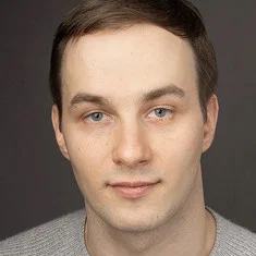 Александр Лавров