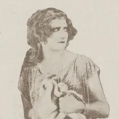 Nadette Darson