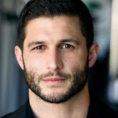 Roberto Portales