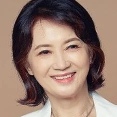 Hong Yoon-hee