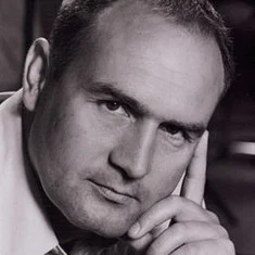 Tomasz Mikołajewski