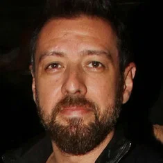Manos Papagiannis