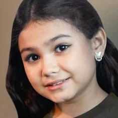 Rachel Mikhalya Santos