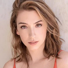 Carolyn Yonge