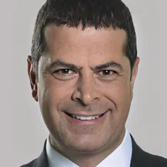Cüneyt Özdemir