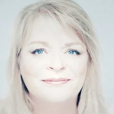 Angèle Dubeau