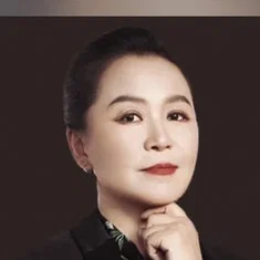 邱琼