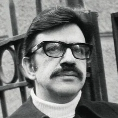 Menis Koumantareas
