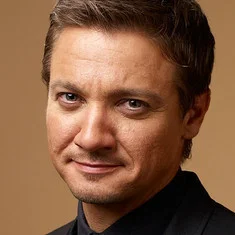 Джереми Реннер
