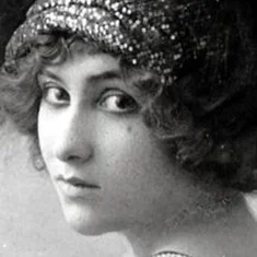 Lilian Greuze
