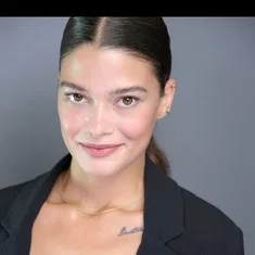 Mona Çalış