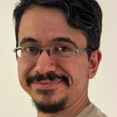 Yaşar Abravaya