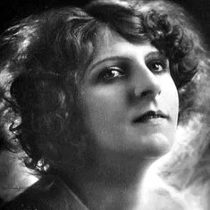 Minnie Chaplin