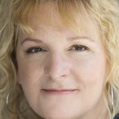 Aline Pinsonneault