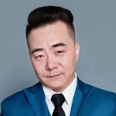 Лу Юн Цзюнь