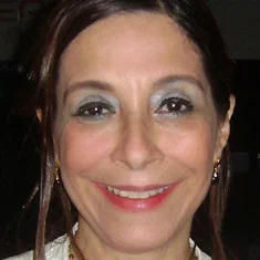 Bia Nunnes