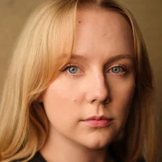 Alexa Davies