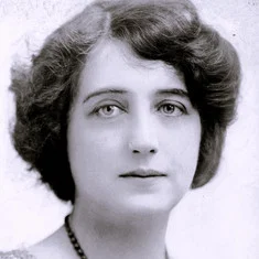Miriam Nesbitt