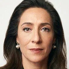 Binnur Kaya