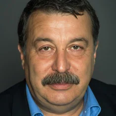 Aykut Oray