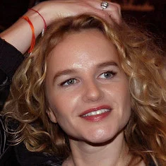 Isabelle Pasco