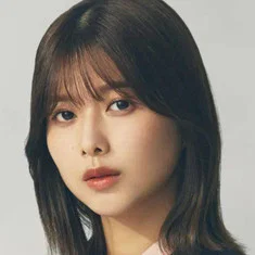 Risa Watanabe