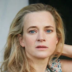 Caroline Hanke