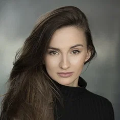 Mollie Hindle-Pérez