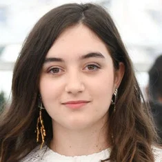 Luàna Bajrami