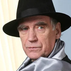 Юрий Лазарев
