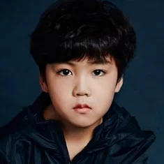 Jiang Yi Ting