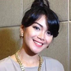 Sheza Idris