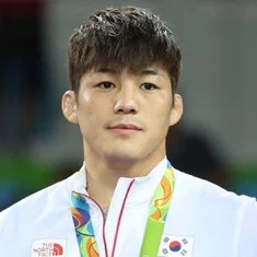 김현우
